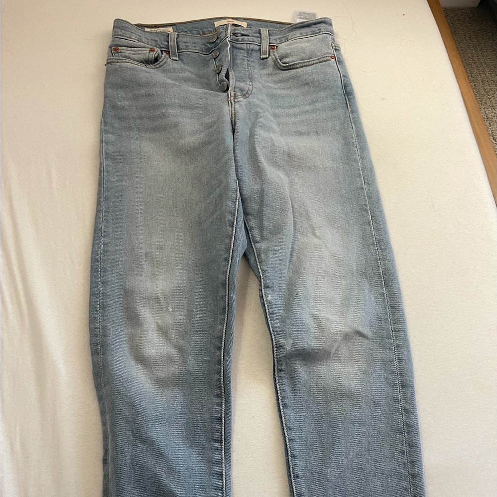 Levi’s Wedgie Straight Fit Light Wash jeans size 26